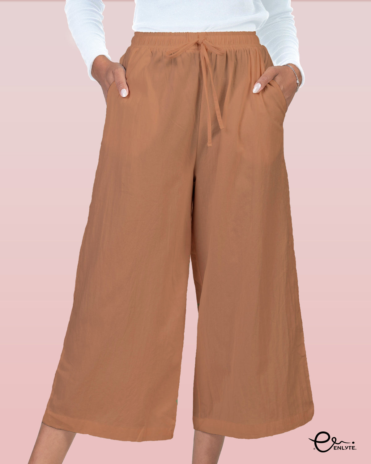 Laura Pant - Salmon